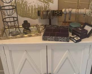 Cabinet Jewelry Jewelry Accessories And Decor