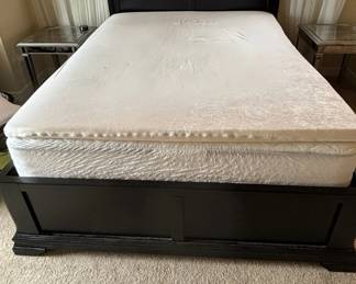 Black Wood Queen Sleigh Bed And Seely Mattress