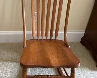 Nice rocker needs some repairs 