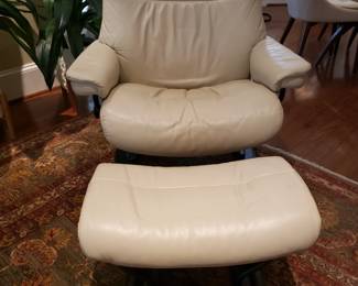 Ekornes Stressless Sunrise Chair and Ottoman