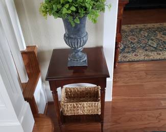 Lane Side Table