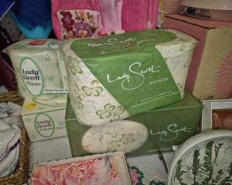 "Lady Scott" sets