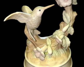 Vintage Japan Hummingbird Musical Figurine