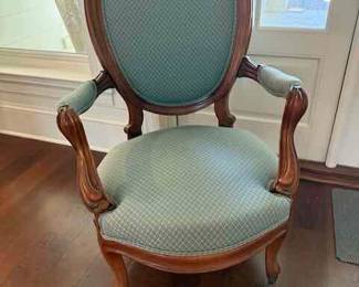 Antique Walnut chair in excellent condition 