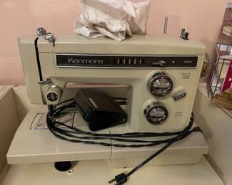 Sewing machine 