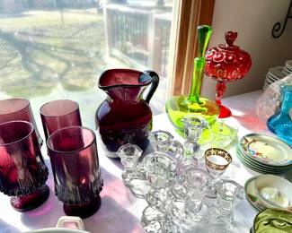 LE Smith and Blenko glass