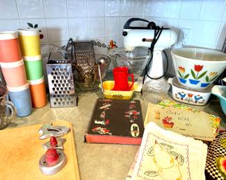 Fire King tulip bowl, vintage stand mixer in working condition 