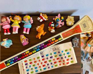 Vintage toys, Cabbage Patch figurines