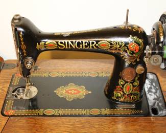 Singer treadle machine 1922