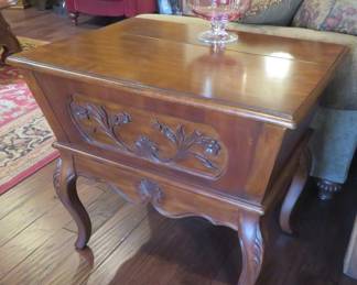 Accent table with storage
