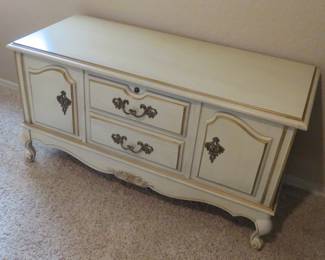 Virginia Maid by Lane cedar chest