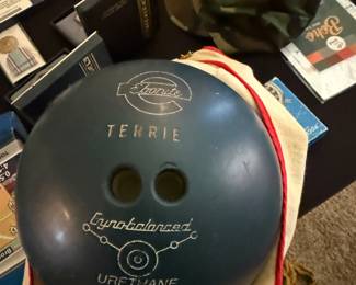 Cynobalanced Bowling Ball