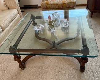 ORREFORS GLASSWARE & COFFEE TABLE