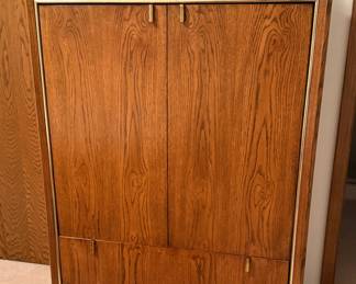 ARMOIRE