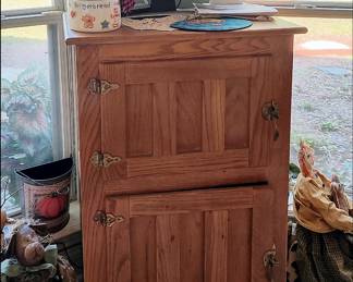 Icebox Style Cabinet, Small TV
