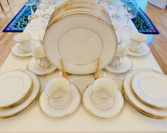 Vintage 38 piece set of Noritake ‘Golden Cove’ china