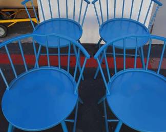 CT8674 Blue Metal Chairs
