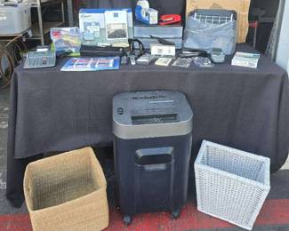 CT930Ativa Shredder And Office Supplies