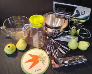 CT892Hamilton Beach Vintage Mixer