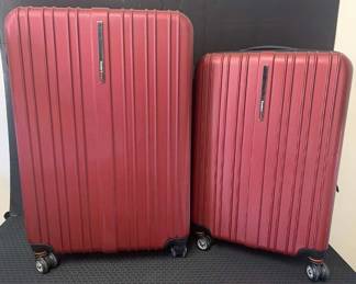 CT839Travelerss Choice Two Piece Luggage Set