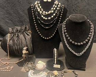 CT973Vintage Black And Shimmer