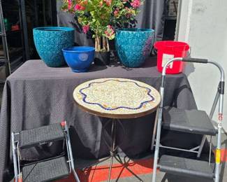 CT903Table, step stool, pots and more