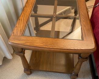 GLASS TOP ENDTABLE (2)