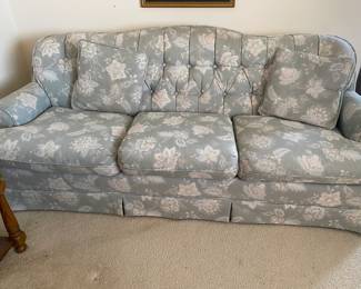 3-CUSHION FABRIC COUCH