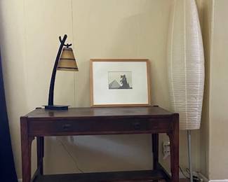 Desk w 2 Lamps