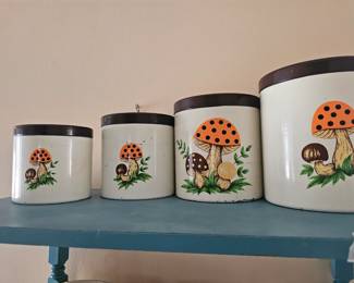 Retro mushroom canisters 