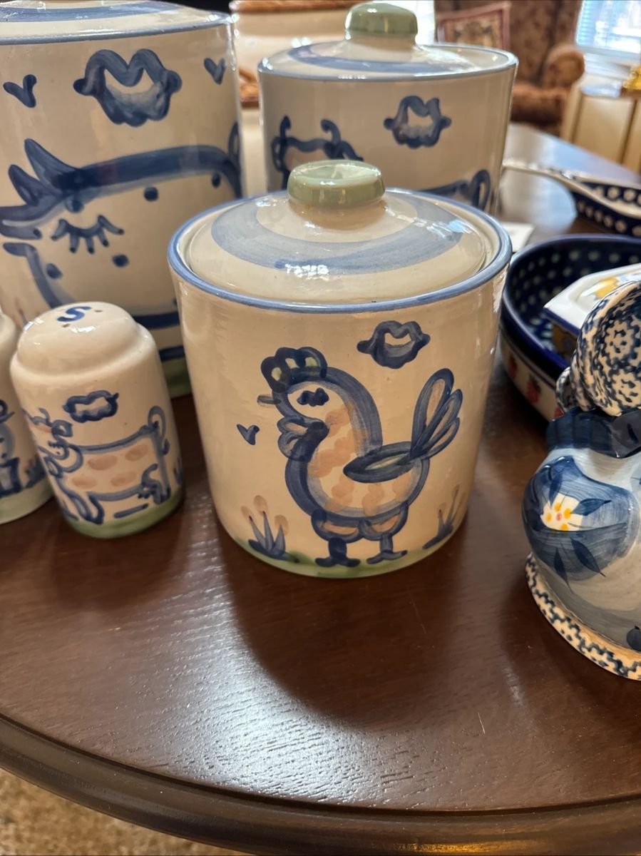 MA Hadley Pottery