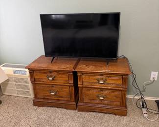 Master Bedroom Nightstands (2) and TV