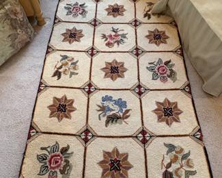 HAND HOOKED RUG