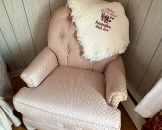 SWIVEL CHAIRS