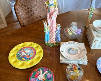 EASTER DECOR