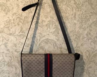 GUCCI HANDBAG