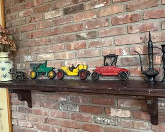 SEXTON WALL HANGINGS