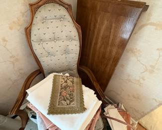 TABLE LINENS