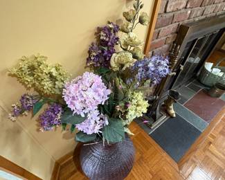 FLORAL ARRANGEMENTS