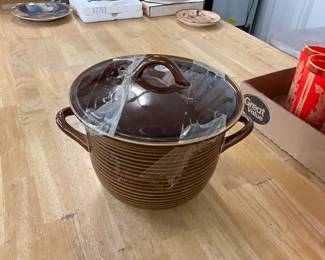 Feito Em Portugal Stoneware Dutch Oven Made in Portugal