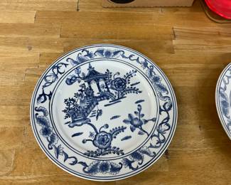 Blue & White Porcelain Chinese Pottery Plate