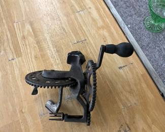 Cast Iron Apple Peeler