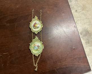 Set of 2 Hanging Metal Ornate Frames