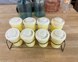 Hard Plastic Yellow/White Spice Jars in Metal Holder 