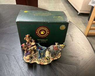 Boyds Bear & Friends The Bearstone Collection "Boomer & Toot with Fifi, Squirt & Topper ... Let the Show Begin"