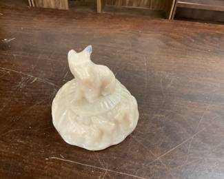 Akro Agate Milk Slag Glass Scottie Dog Powder Jar Lid