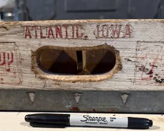 7-UP soda crate. Atlantic, Iowa. 