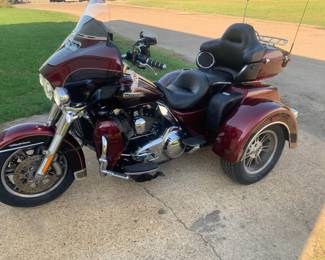 2014 Harley Davidson Tri Glide
