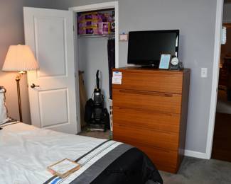 384Bedroom B