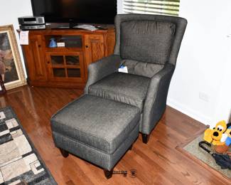 055Living Room